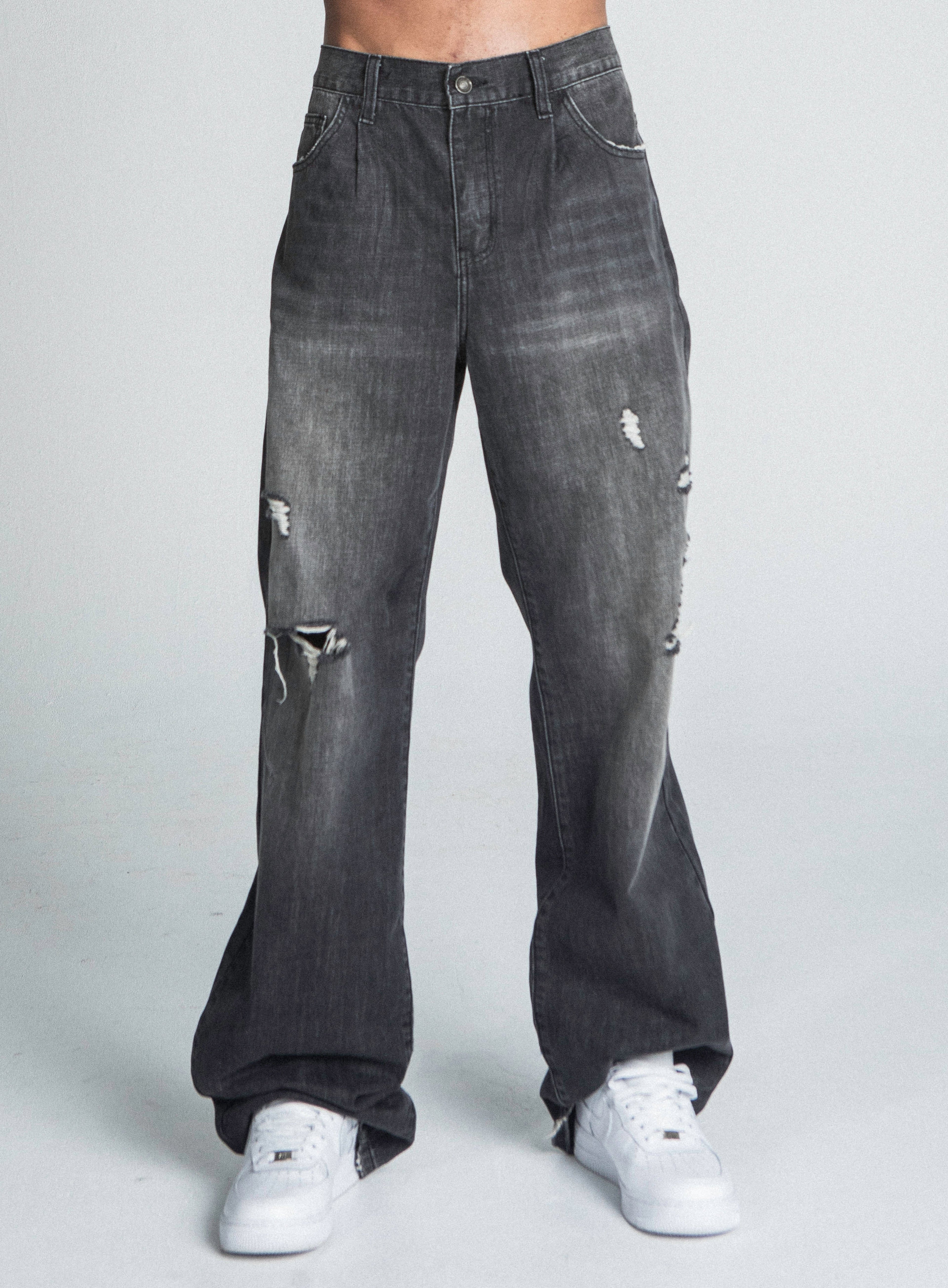 AJ09B-2 BLACK DISTRESSED BAGGY JEANS