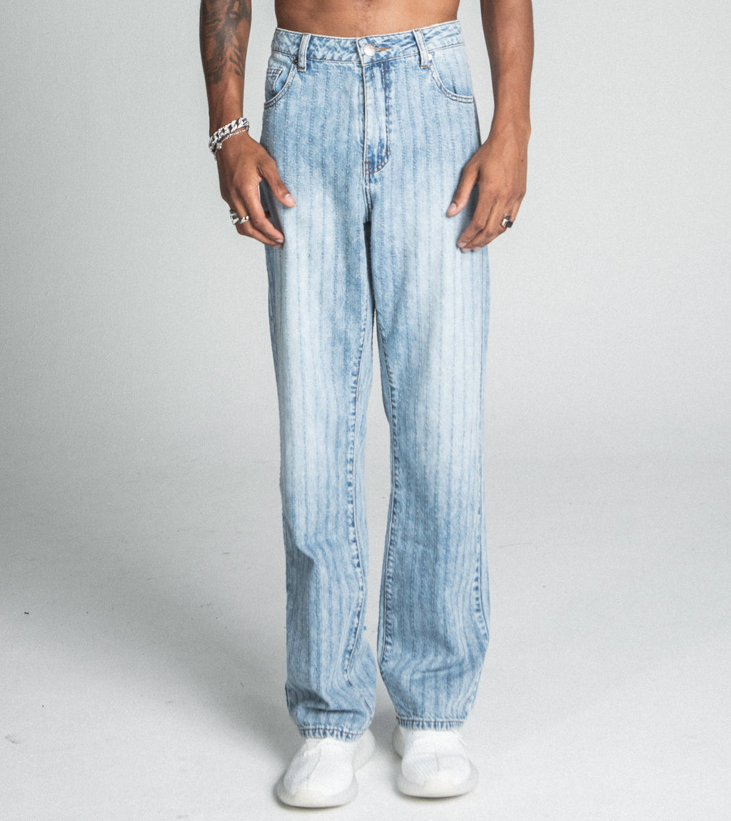 AJ01L-2 CLASSIC BLUE THREAD LINE LOOSE JEANS